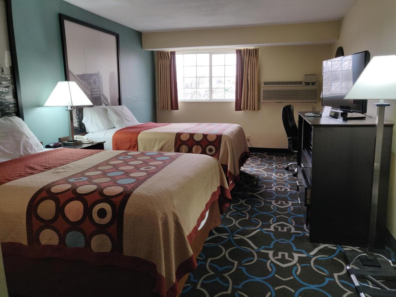 Super 8 By Wyndham Kansas City Kültér fotó